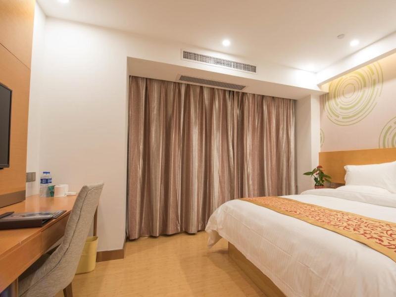 Greentree Inn Zhejiang Jiaxing Nanyang College Henglong Square Business Hotel Extérieur photo